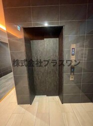 セレニテフラン本町の物件内観写真